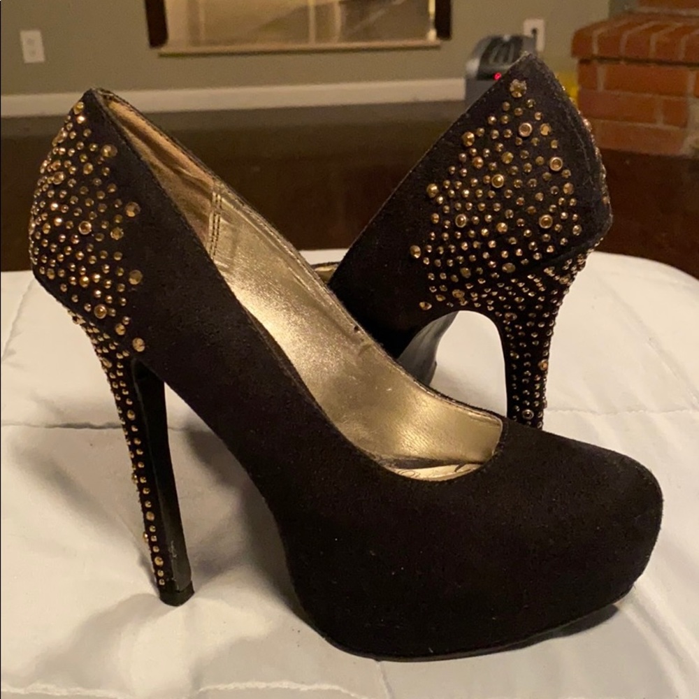 Material Girl size 7